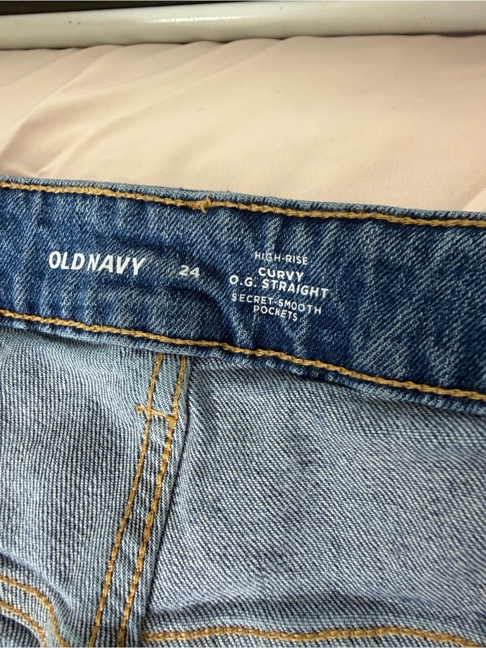 Old Navy Women’s Slim Straight Jeans in Light Blue Denim